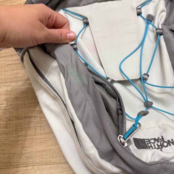 The North Face Jester Backpack Grey Blue Hiking College - Picture 7 of 10